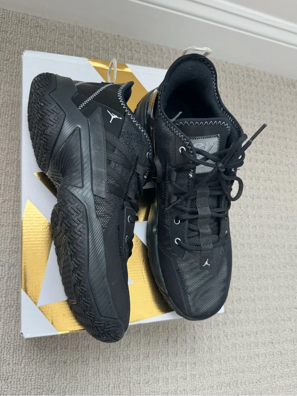 Jordan Black Low-Top Men's Sneakers